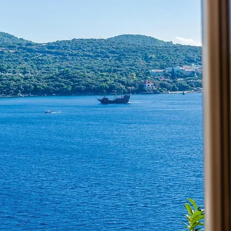Nice In Lozica W/ 2 Bedrooms * Ντουμπρόβνικ